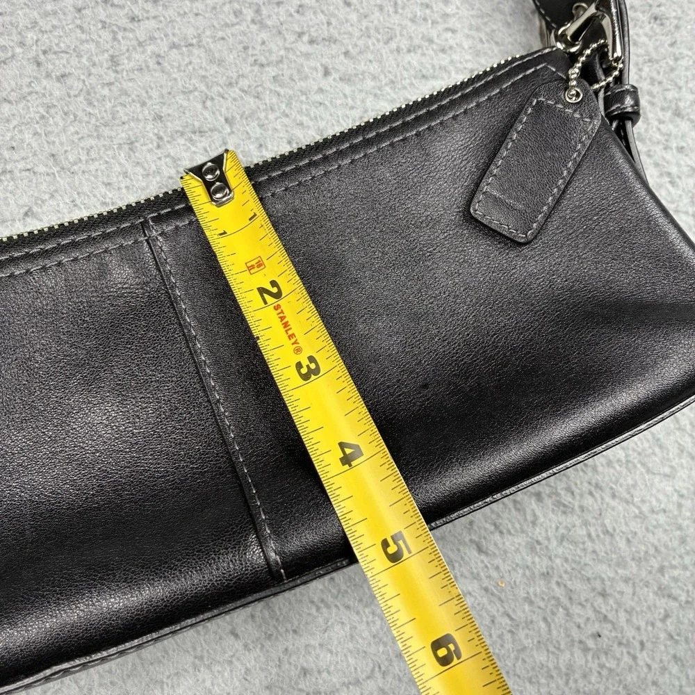 Vintage Coach Hamptons Demi 7461 Black Leather Baguette Shoulder Bag Y2K